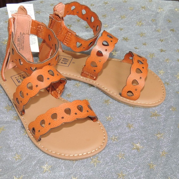 GAP Shoes Nwt Toddler Girls Shoe Sz 9 Baby Gap Tan Sandals Poshmark